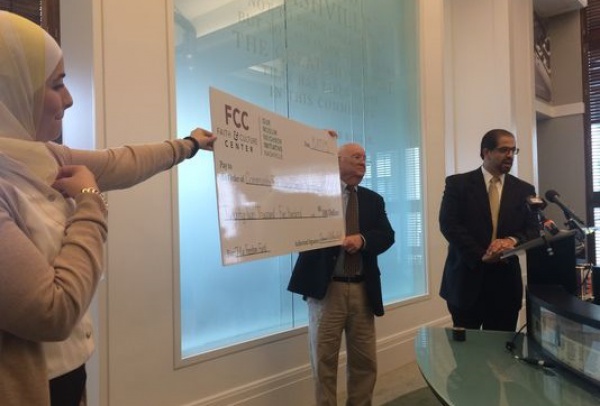 Исламская НКО &laquo;Культурно-религиозный центр Нэшвилла&raquo; передала чек на сумму $22 500