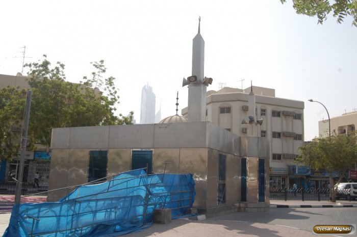 Уникальная нержавеющая мечеть в Дубае