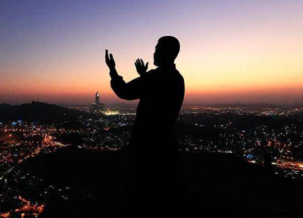 Ночь Рагаиб считается первой ступенью на пути очищения верующего перед священным месяцем Рамаданом.