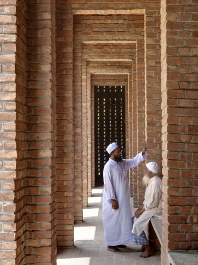 Мусульманка построила уникальную мечеть (Фото)
