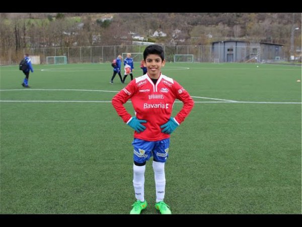 Футбольный клуб «Ювентус» принял в команду 10-летнего палестинца (Фото, видео)
