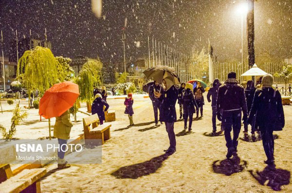 Снег окутал северные провинции Ирана (Фото)