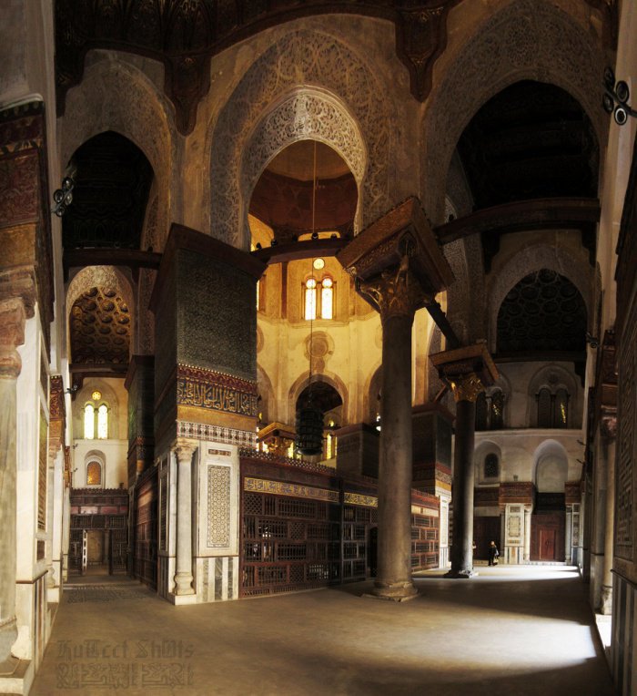 Грандиозная мечеть в честь человека, прошедшего путь от раба до султана