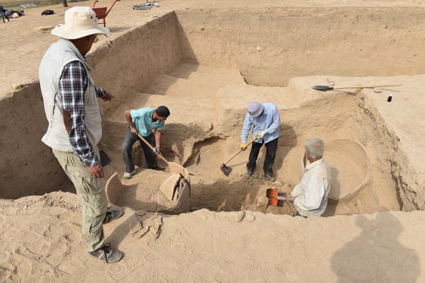 Археологические раскопки в Узбекистане. 