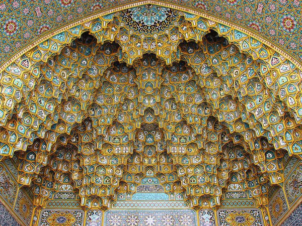 Мавзолей Фатимы Масуме, Иран