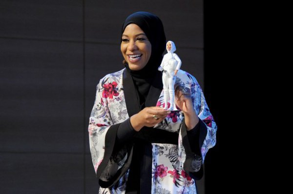 Барби впервые официально станет мусульманкой (Фото, видео)