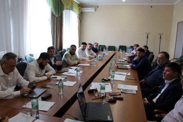 В Казани проходит заседание Совета по исламскому образованию России