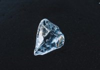 Первый в мире алмаз-матрешку нашли в Якутии