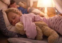 Выяснилось, как дневной сон влияет на здоровье