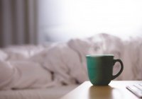 Выяснилось, почему при простуде не стоит пить горячий чай
