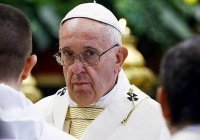 Папа Римский выразил соболезнования в связи с трагедией в Иране