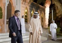 Наследный принц Абу-Даби и Билл Гейтс обсудили борьбу с коронавирусом
