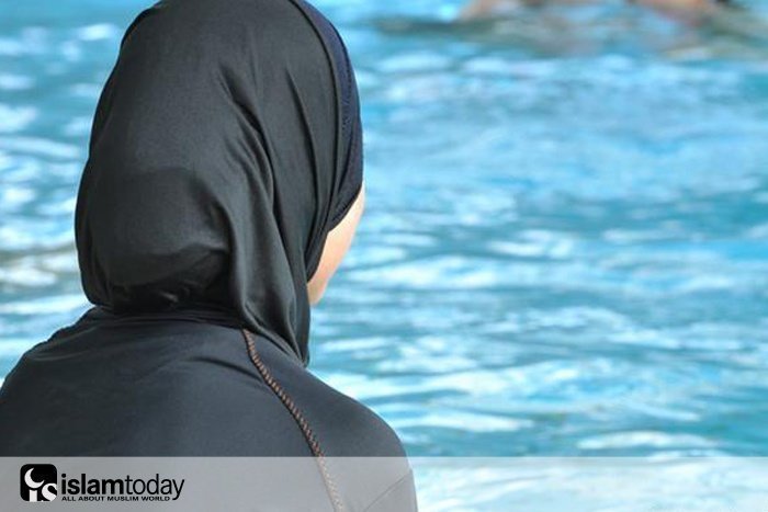 Зачем мусульманки носят буркини?