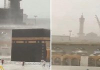 Страшно, но красиво: на Мекку обрушились гром и ливень (ВИДЕО)
