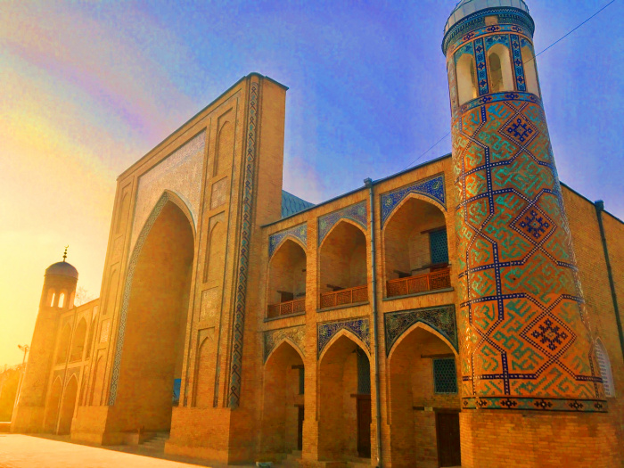 Минареты и меланхолия: путешествуя по Узбекистану