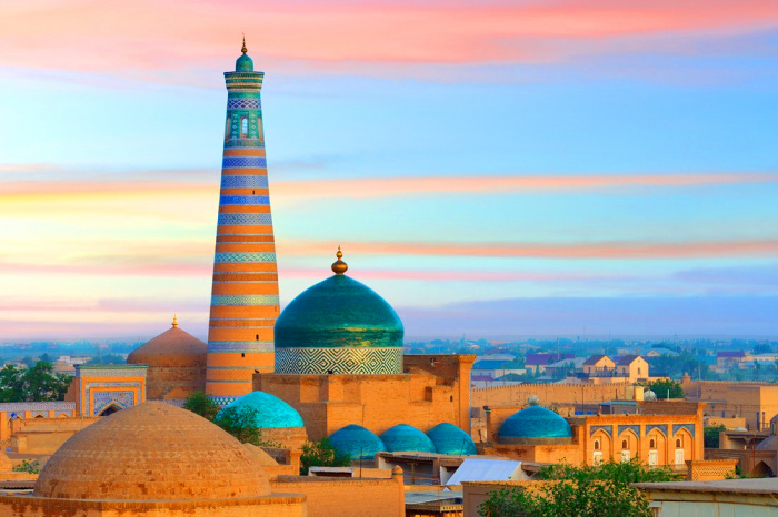 Минареты и меланхолия: путешествуя по Узбекистану
