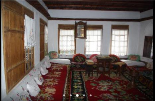 Главная комната в хáраме (гареме) дома шариатского судьи-кадия Кайтаджа-эфенди в г. Мостар (Босния и Герцеговина)