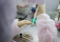 Иран начал испытания на людях двух вакцин от коронавируса