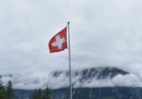 Запрет на запреты из-за коронавируса хотят ввести в Швейцарии
