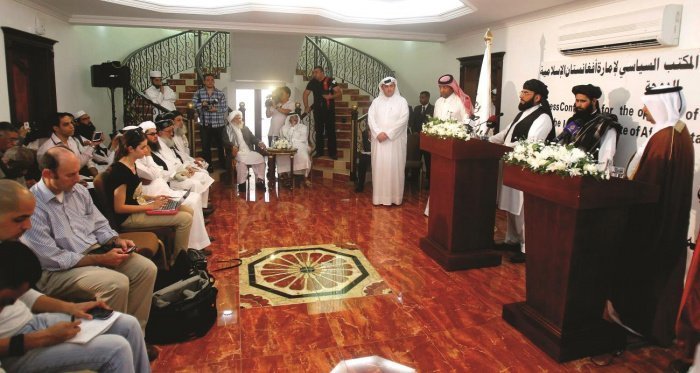 Пресс-конференция в политическом офисе талибов в Дохе. (Фото: yandex.ru). 