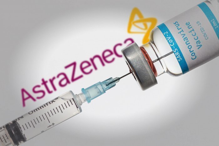 В Индонезии запретили вакцину AstraZeneca для мусульман. 