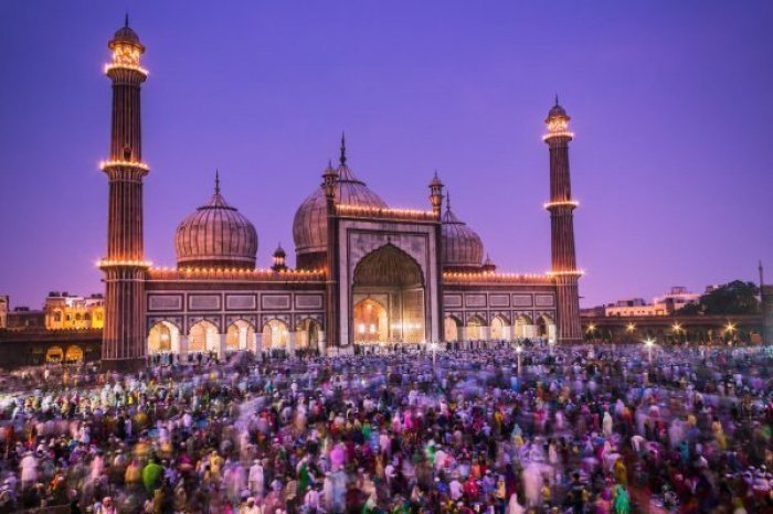 18 самых красивых и необычных мечетей мира