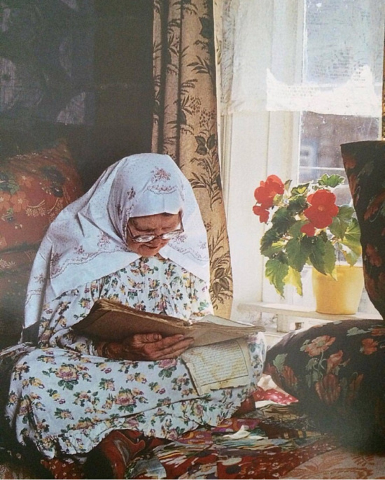 Входя в комнату своей матери, нужно постучаться (Фото: islamosfera.ru).