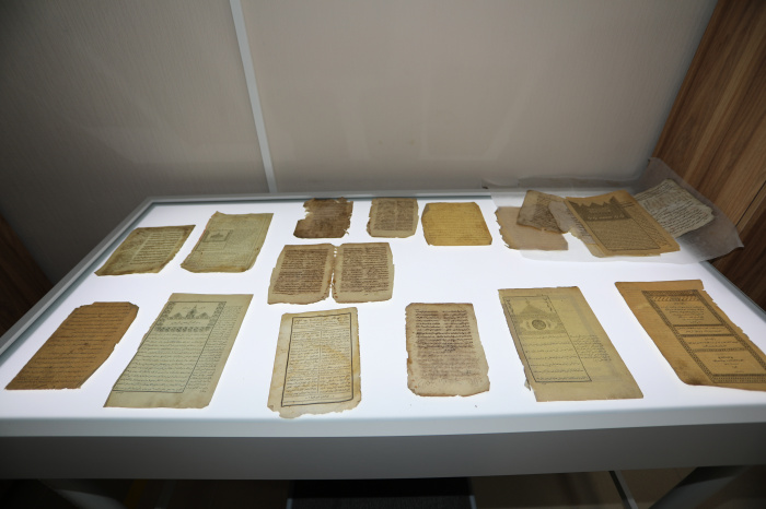 Больница для рукописей: в БИА реставрируют старинные книги мусульманских учёных
