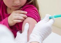 В России призвали ввести обязательную вакцинацию детей от коронавируса