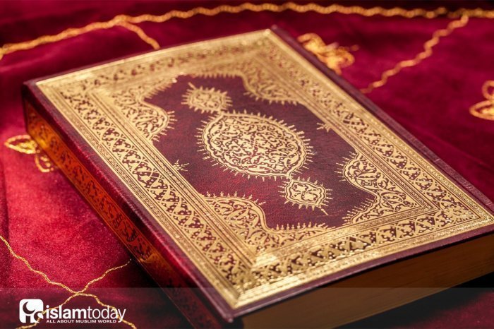 Мусульмане читают и слушают Коран с особым трепетом (Фото: novyigod.com).