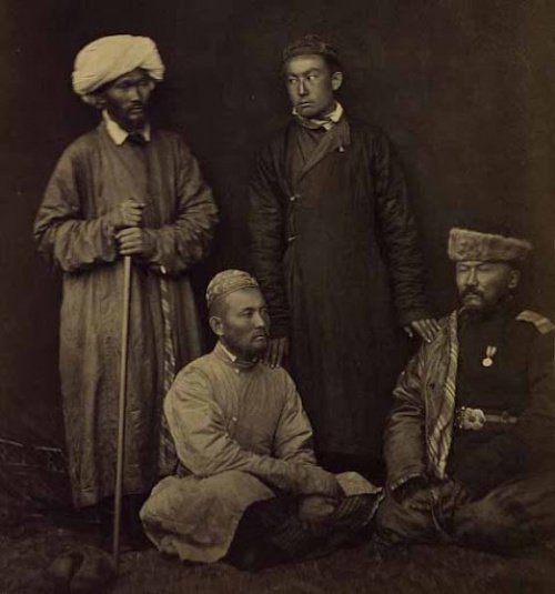 Казахи Семипалатинской области, 1880 год (Фото: raretes.ru).