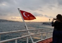 Незамужним россиянкам хотят запретить ездить в Турцию