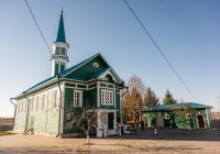 В Татарстане после реставрации открылась старинная деревянная мечеть