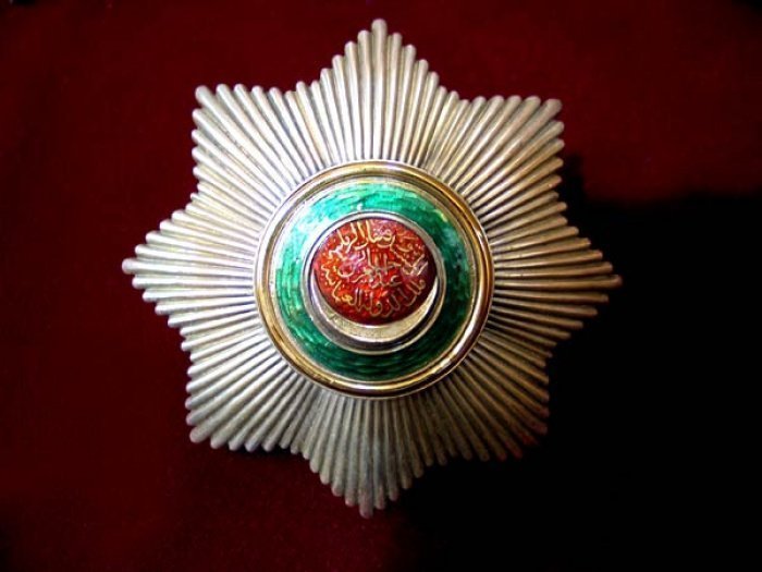 Орден Османие II-й степени. Источник wikipedia.org
