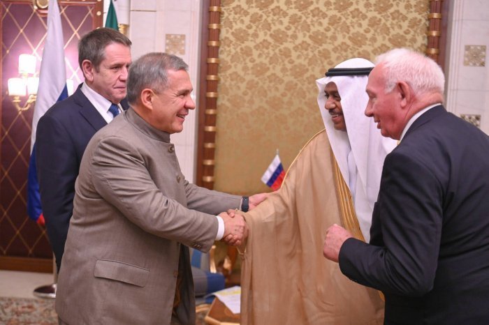 Минниханов призвал саудовские власти допустить россиян до Хаджа