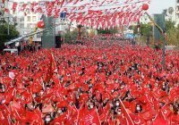 В Турции прошел многотысячный митинг с требованием отставки Эрдогана