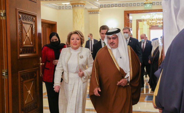 Матвиенко в ходе визита в Бахрейн. (Фото: council.gov.ru). 