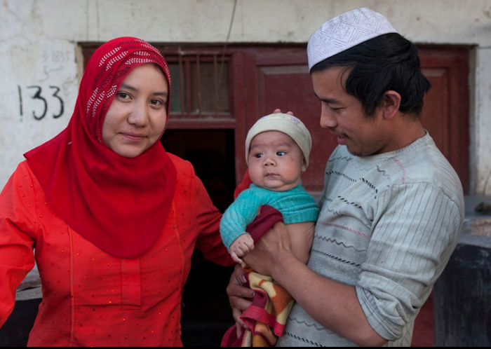 «Они разрушают не только наши дома, они уничтожают наши души»: как выживают уйгуры сегодня? (Фото)