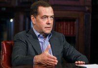 Медведев назвал беспорядки в Казахстане неудавшейся «цветной революцией»