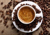 Диетолог рассказал о вреде кофе для мозга