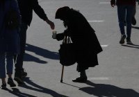 Минтруд оценил уровень бедности в России