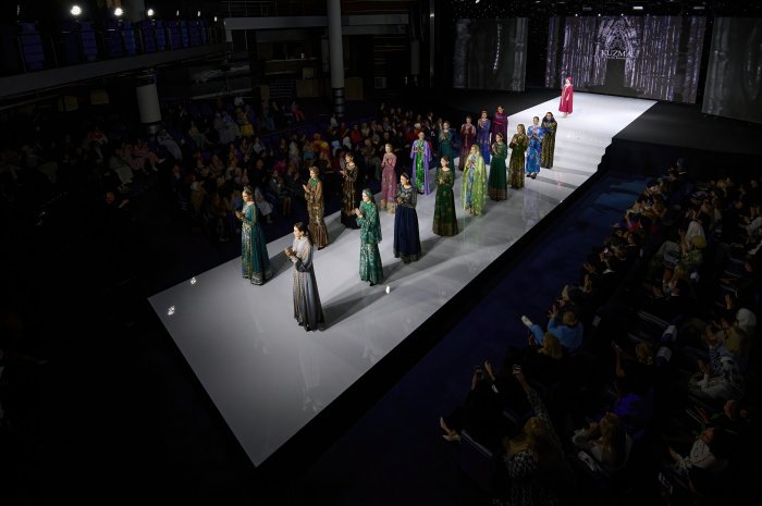 Akhmadullina и Azukar Moreno стали хедлайнерами Modest Fashion Day в Казани