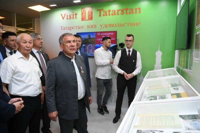 Минниханов встретился с татарами Якутии (Фото)