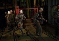 В Кузбассе шахтеры не выходят на связь после обрушения породы