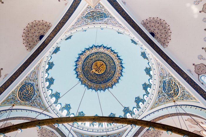 Мечеть Чамлыджа в Стамбуле (Фото: elements.envato.com).