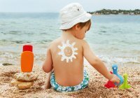 Эксперт рассказал об опасности южного солнца для детей
