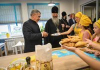 Минниханов посетил Центр духовного и творческого развития прихода храма Серафима Саровского