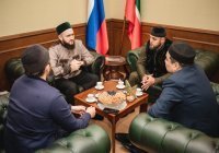 Муфтий РТ встретился с религиозными деятелями из Чечни и Казахстана