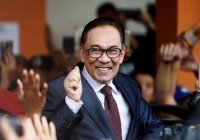 Король Малайзии назначил нового главу правительства