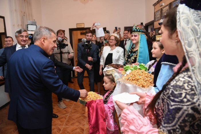Минниханов: Татарстан и Азербайджан связывают теплые дружественные отношения